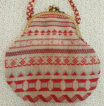 Borduurtasje  patroon
